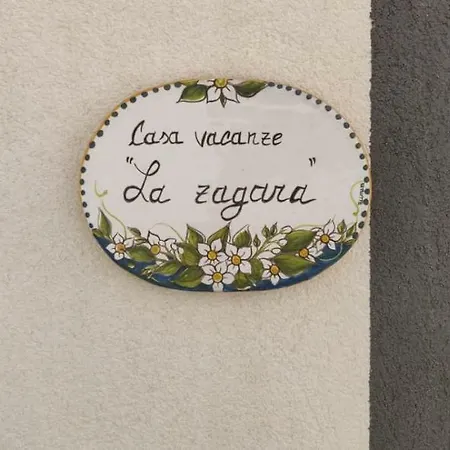 Casa Vacanze La Zagara Casa de Férias